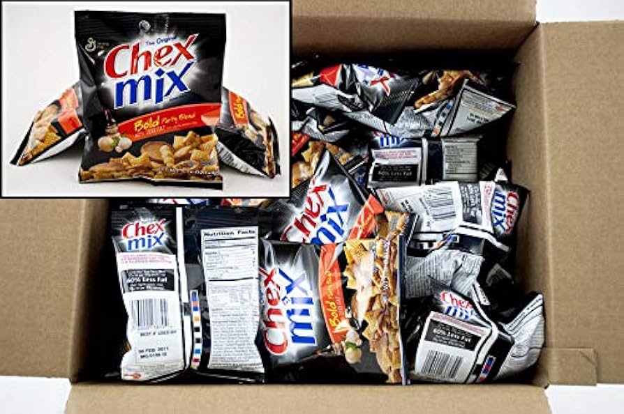 (S6 - 04) Box - US - CHIPS - Chex Mix - Bold Party Mix 4.5oz (127g) x 8 units (chips bags may deflated during shipping) - SugarMarket.ca