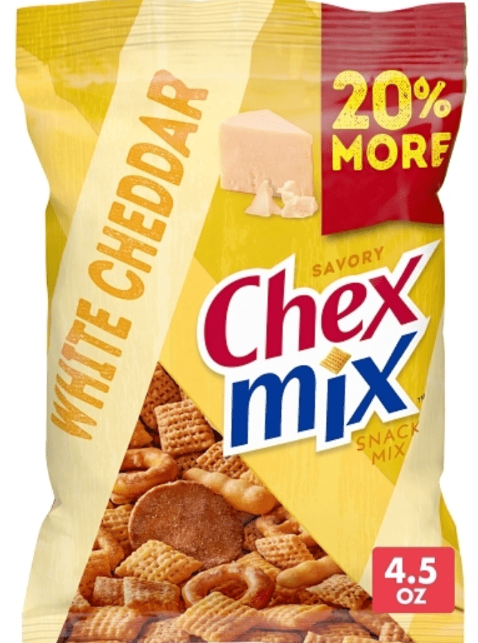 (S6 - 04) Box - US - Chips - Chex Mix - Savory White Cheddar Snack Mix 4.25 oz (127g) x 8 units (chips bags may deflated during shipping) - SugarMarket.ca
