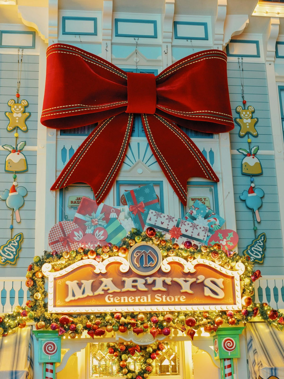 Choosing the Perfect Location for Your New Candy Store Adventure - SugarMarket.ca