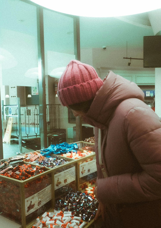 Crafting the Perfect Client Experience in Your Candy Shop - SugarMarket.ca