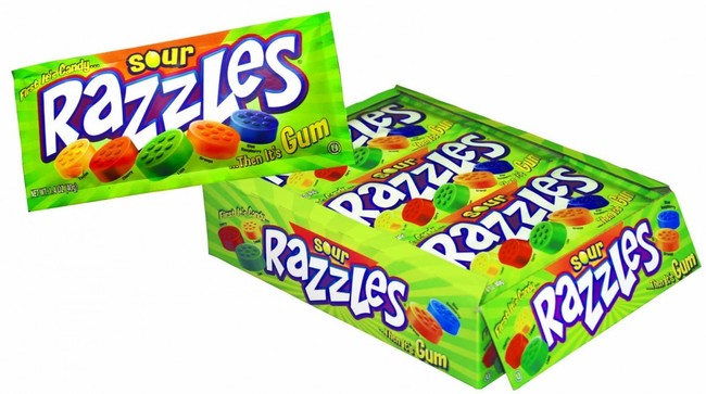 (S1-04) Box - Canada - Razzles Sour Pouch 24 units