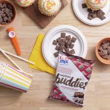 (S6-04) Box - US - CASE - CHIPS - Chex Mix - Muddy Buddies Brownie Supreme 4.5oz (127g) x 7 units (chips bags may deflated during shipping) - SugarMarket.ca