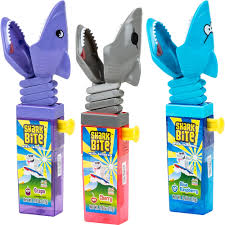 (S1-02) Box - CHINA - Kidsmania Shark Bite with Pop x 12 units