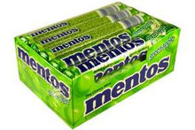 (S1 - 06) BRAZIL - Mentos Green Apple Roll 1.32 oz (37g) x 1 Unit - SugarMarket.ca
