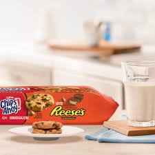 (S6 - 06) Box - Us - CHIPS AHOY - Chewy Choco Chip With Reese PB Cups - 9.5 oz (270g) x 12 units - SugarMarket.ca