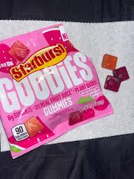 (S6 - 06) Box - US - Starburst - Goodies Gummies - FAVE RED 1.8oz(51g) x 12 units - SugarMarket.ca